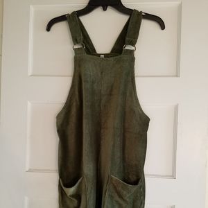 Overall dress green